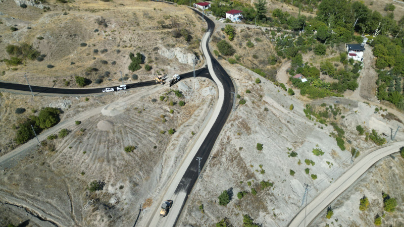 Dulkadiroğlu’nda Ulaşımda Rekor Seferberlik: 110 Kilometrede 700 Bin Metrekare Sathi Asfalt Kaplama