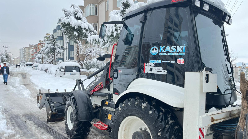 KASKİ’den Karla Mücadeleye Güçlü Destek