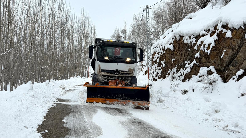 Büyükşehir’den Nurhak’ta Kış Şartlarıyla Etkin Mücadele