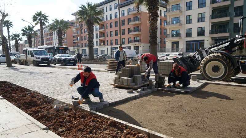 Trabzon Bulvarı’nda Altyapısı Tamamlanan Kısımlarda Üstyapıya Başlandı