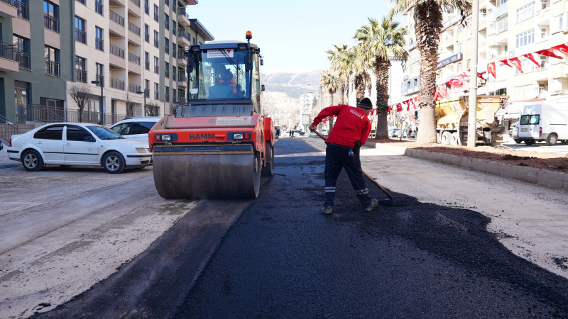 Trabzon Bulvarı’nda Yol İyileştirmeleri Etaplar Halinde Sürüyor