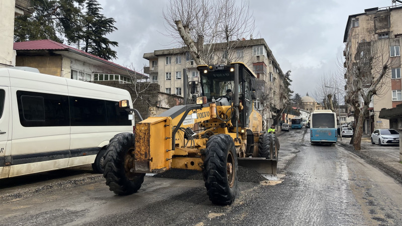 Yağışların Arterlerde Meydana Getirdiği Bozulmalar Hızlıca Onarılıyor