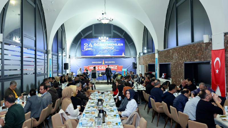 Başkan Toptaş’ı duygulandıran Öğretmenler Günü buluşması