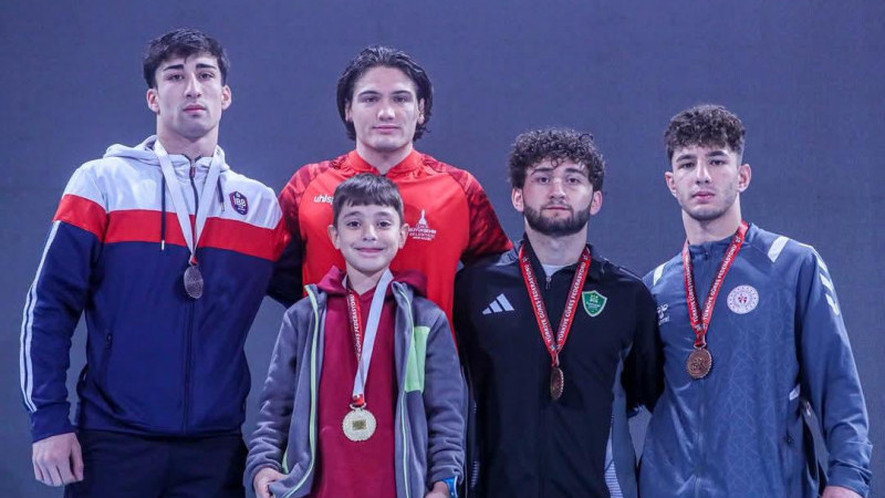 Güreş Meydanında Bir Yıldız Doğuyor: Yusuf Emirhan Tosun’dan Türkiye İkinciliği