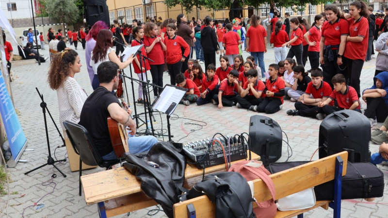 KSÜ’lü Öğrenciler Hatay Samandağ’da Eğitim Atölyesi Gerçekleştirdi