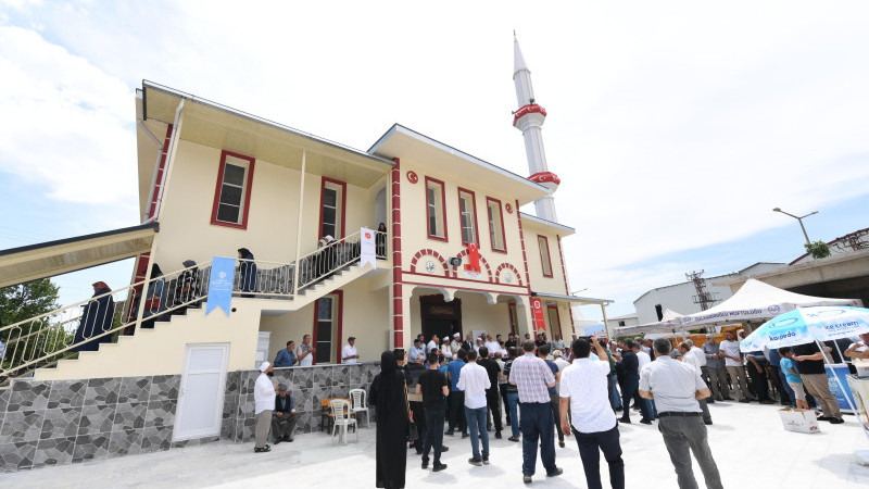 Dulkadiroğlu Osmangazi Camii İbadete Açıldı