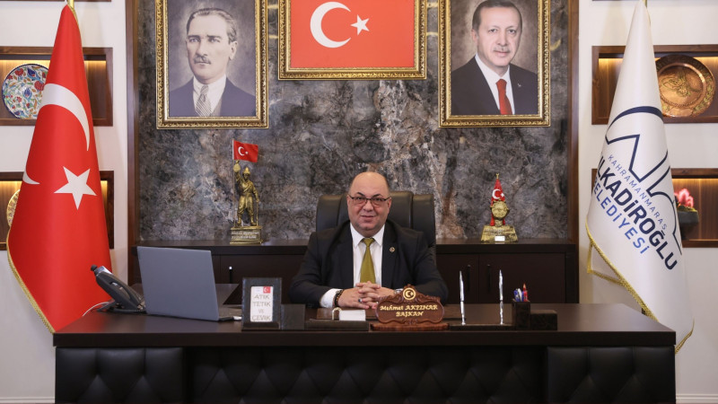 Başkan Akpınar’dan Anneler Günü Mesajı: “Cennet, Annelerin Ayakları Altındadır”