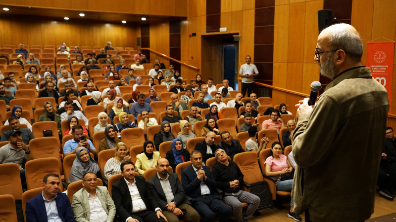 Barkçin: “Medeniyet Aklı; Bugünü İnşa Eder, Yarına İstikamet Verir