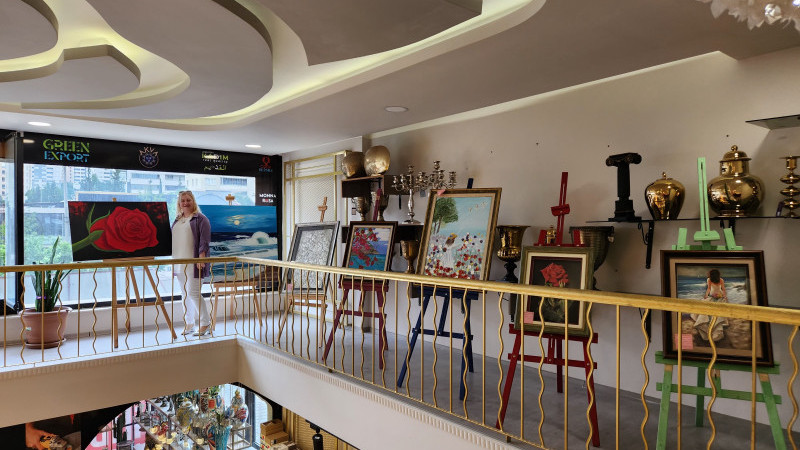 Mukaddes Esenceli’den Duygusal Dokunuşlar Monna Rosa’da