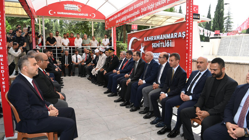 Aziz Şehitler, Demokrasi ve Milli Birlik Günü’nde Dualarla Yâd Edildi