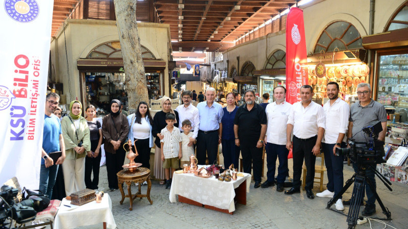 KSÜ, Bilimle Halkı Buluşturan İkinci Etkinliğini Kapalı Çarşı’da Gerçekleştirdi