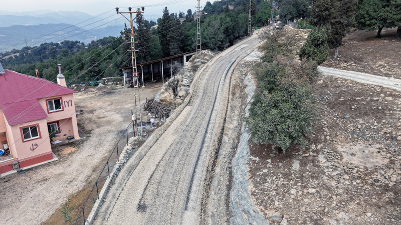 Büyükşehir’den Andırın Kırsalında Konforlu Yol Atağı