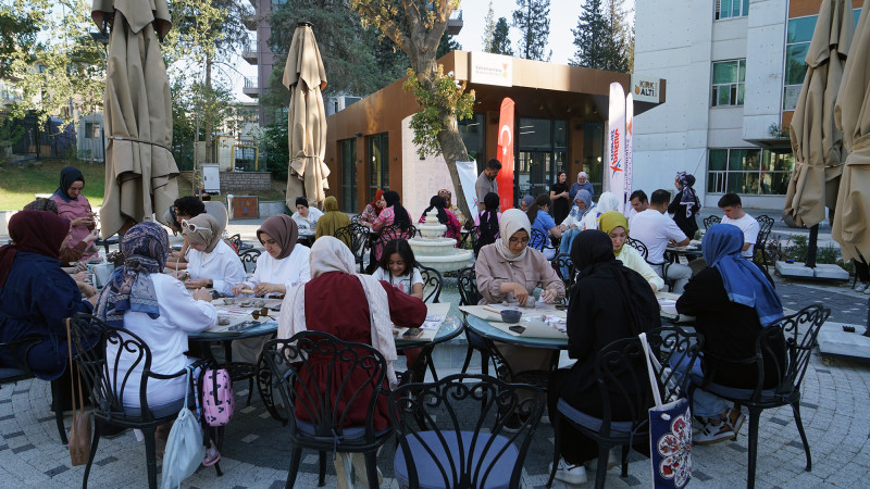 Pusula Maraş’tan Gençlere Sanat Molası; Seramik Workshop