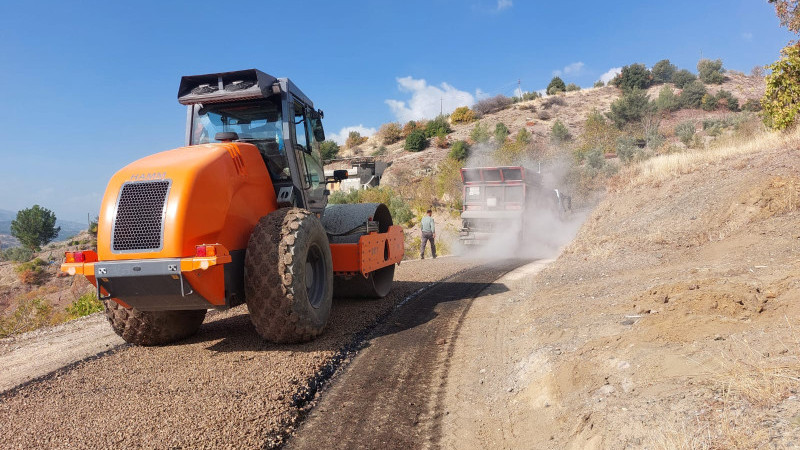 Dulkadiroğlu’nda Yol Seferberliği Sürüyor