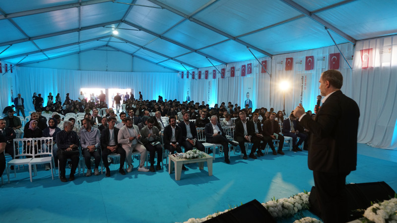 10. Kitap Fuarı’nın İlk Konuğu Genel Başkan Yardımcısı Mustafa Şen Oldu