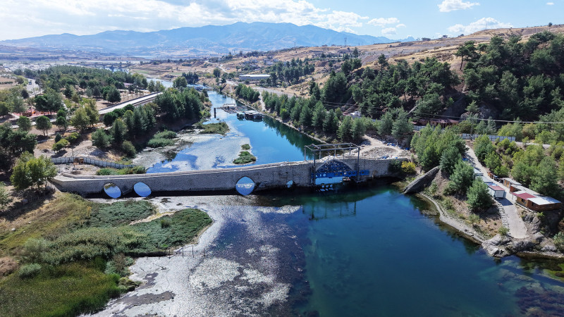 5 Asırlık Ceyhan Köprüsü’nün Restorasyonu Tamamlanıyor