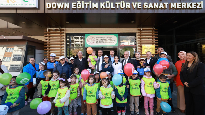 AK Kadınlar’dan DOKMER’de anlamlı Dünya Engelliler Günü programı